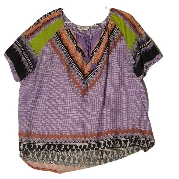 new directions Tops - New Directions Weekend Women's 2X TShirt Asymetric Aztec